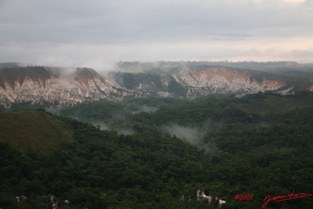 004 Canyon Blanc au Matin IMG_3674WTMK.jpg