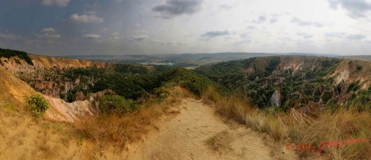 Canyon-Rouge-Pano-1awtmk-Web