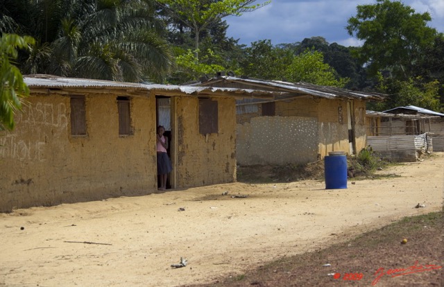 024 OBOLI Village Maison en Banco 9E5K2IMG_53026wtmk.jpg