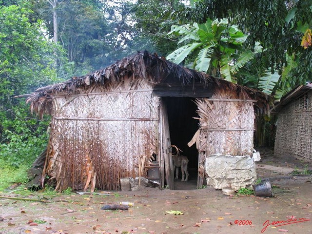 006 OSSELE Maison Traditionnelle IMG_2307WTMK.JPG