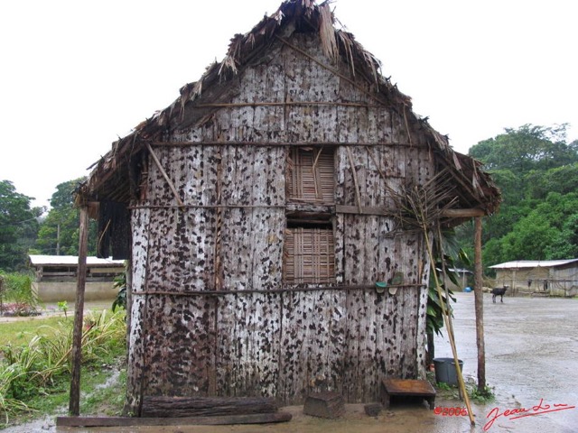 033 OSSELE Maison Traditionnelle IMG_2293WTMK.JPG