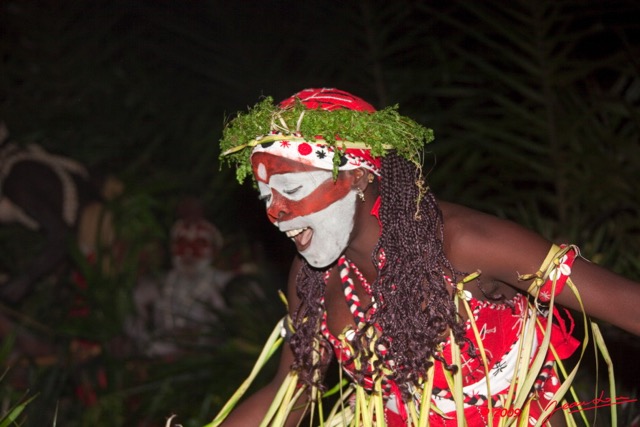 026 BWITI Danseuse 9E5KIMG_50762wtmk.jpg