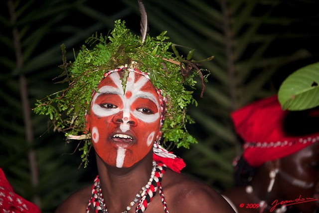 039 BWITI Visage Danseuse 9E5KIMG_50827wtmk.jpg