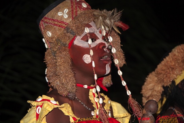 077 BWITI Ndjembe Visage de Danseuse 9E5KIMG_50932wtmk.jpg