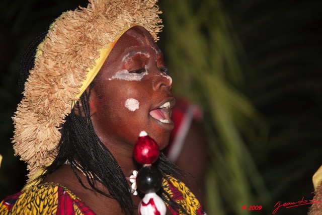080 BWITI Ndjembe Visage de Danseuse 9E5KIMG_50952wtmk.jpg