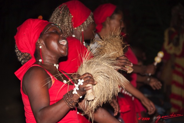 082 BWITI Ndjembe Visage de Danseuse 9E5KIMG_50967wtmk.jpg