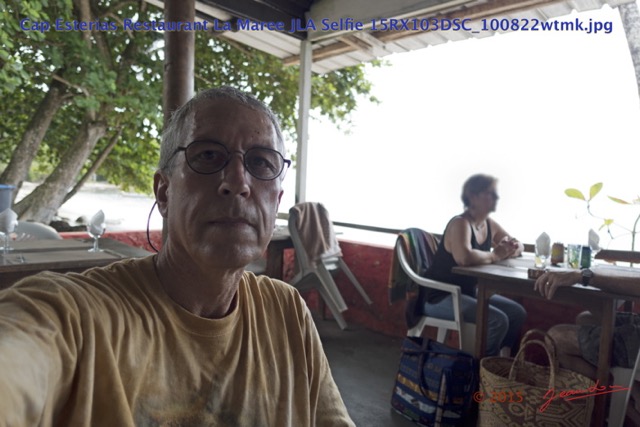 026 Cap Esterias Restaurant La Maree JLA Selfie 15RX103DSC_100822wtmk.jpg