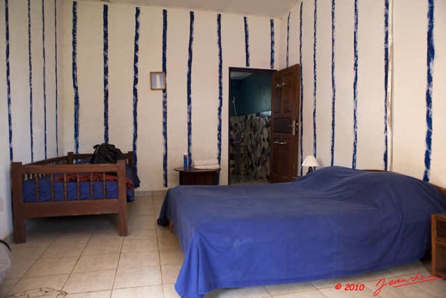 011 GOMBE une Chambre 10E5K2IMG_60766wtmk.jpg
