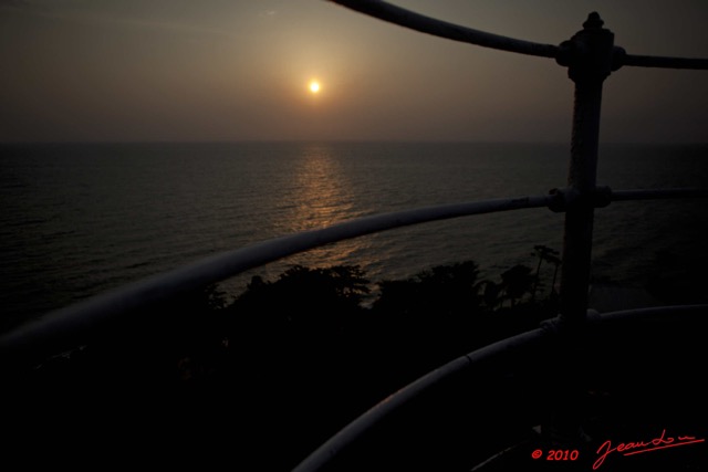 111 GOMBE le Phare Coucher de Soleil 10E5K2IMG_61135wtmk.jpg