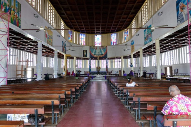 022 Libreville Cathedrale Notre-Dame ASSOMPTION la Nef 17RX104DSC_1001069_DxOwtmk.jpg