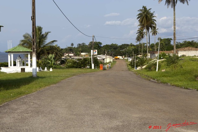 015 COCOBEACH Rue du Bord de Mer 11E5K2IMG_67828wtmk.jpg