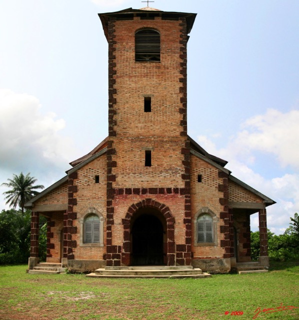 014 Lambarene NGomo Pano 16awtmk.jpg