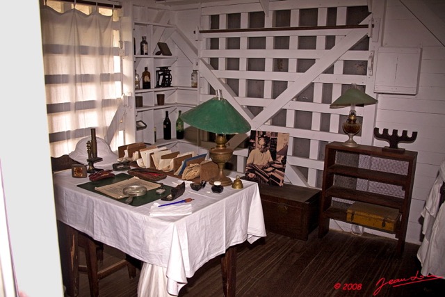 014 LAMBARENE Hop Schweitzer le Bureau 8EIMG_23591wtmk.jpg