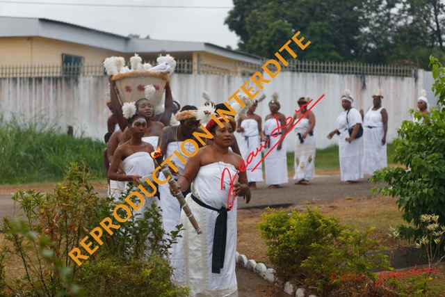 007 IVANGA la Danse Entree Ceremonie 17E5K3IMG_123941_DxOwtmkRepInterdite.jpg