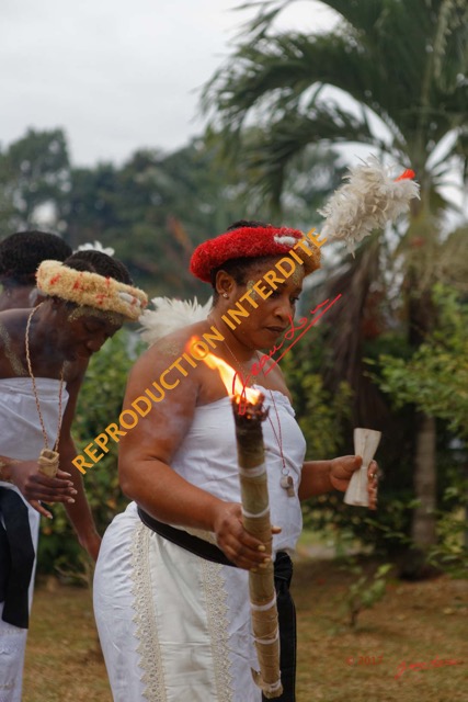 010 IVANGA la Danse Entree Ceremonie 17E5K3IMG_123946_DxOwtmkRepInterdite.jpg