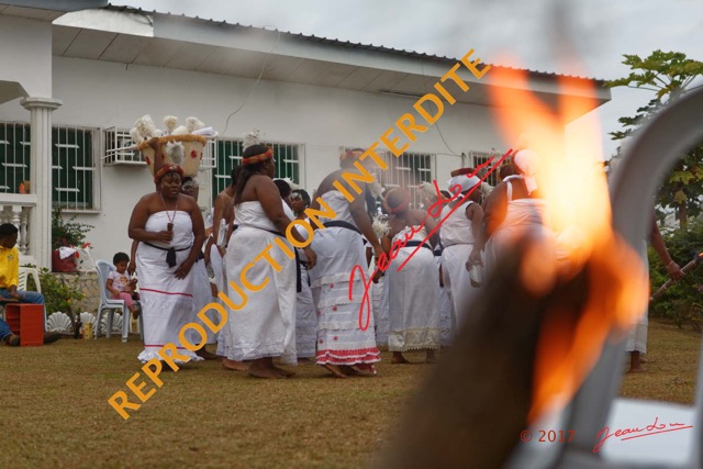 015 IVANGA la Danse la Ceremonie 17E5K3IMG_123960_DxOwtmkRepInterdite.jpg