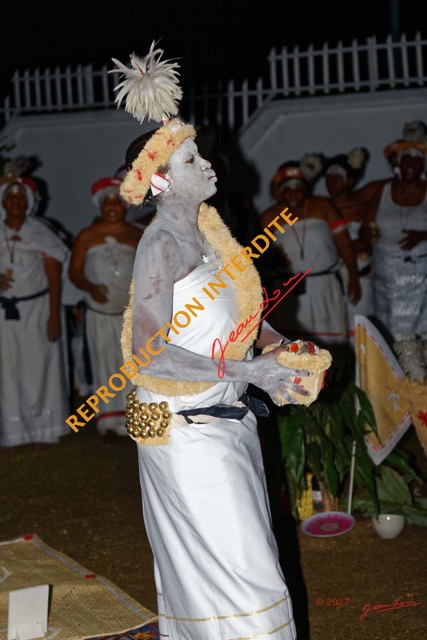 090 IVANGA la Danse la Troisieme Ceremonie Danseuse 17E5K3IMG_124348_DxOwtmkRepInterdite.jpg