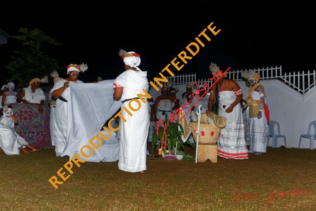 099 IVANGA la Danse la Troisieme Ceremonie Preparation Sortie 17E5K3IMG_124376_DxOawtmkRepInterdite.jpg