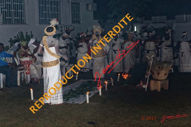 100 IVANGA la Danse la Troisieme Ceremonie Derniere Phase 17E5K3IMG_124379_DxOawtmkRepInterdite.jpg