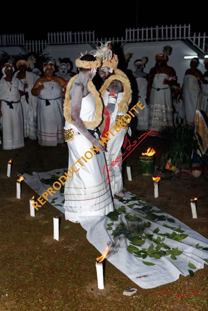 112 IVANGA la Danse la Troisieme Ceremonie Derniere Phase 17E5K3IMG_124397_DxOawtmkRepInterdite.jpg