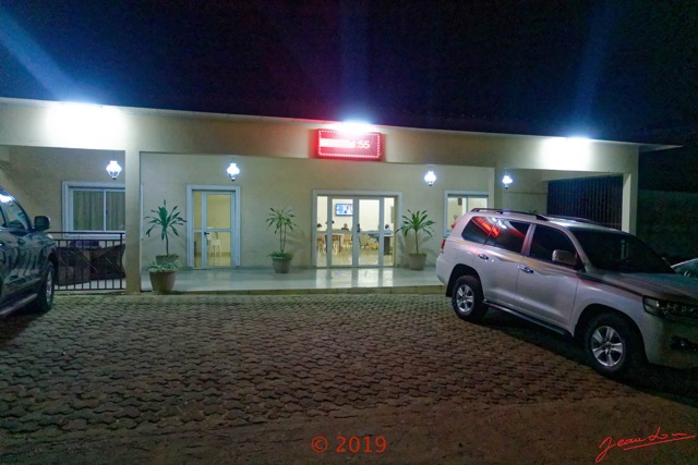 260 DJIDJI 1 Bai de LANGOUE 3 J8 Ndjole Hotel Kedy Ann la Nuit 18RX103DSC_1809291006390_DxOwtmk 150k.jpg