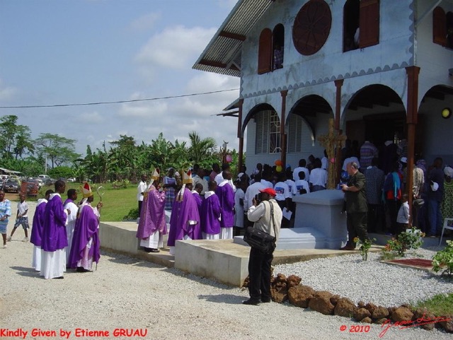073 Donguila Inauguration E Gruau 290204 DSC02069wtmk.jpg