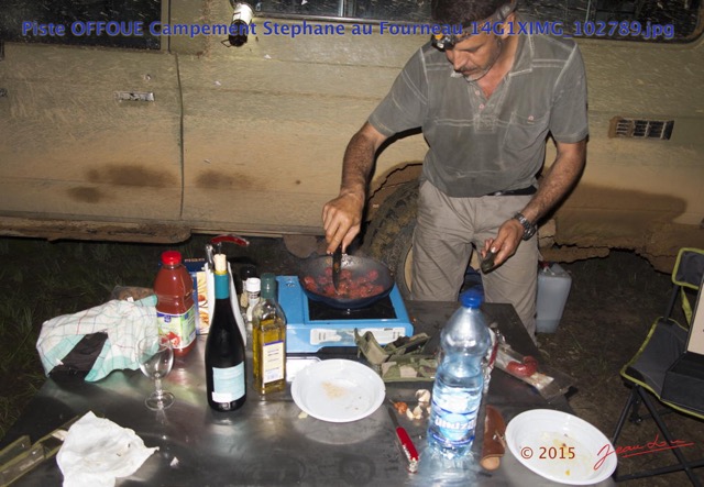 157 Piste OFFOUE Campement Stephane au Fourneau 14G1XIMG_102789wtmk.JPG
