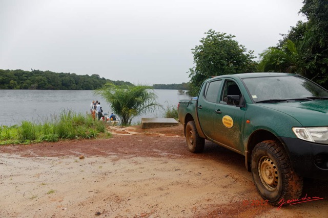 005 LOANGO 3 SAINTE-ANNE Omboue PK12 Debarcadere Depart 16E5K3IMG_121643_DxOwtmk.jpg
