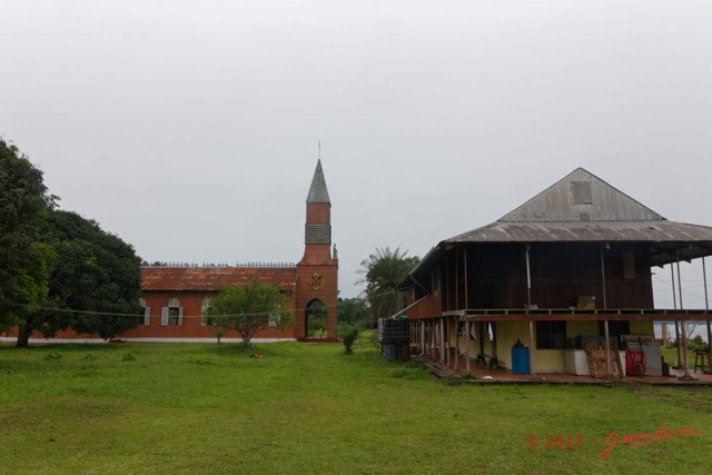 046 LOANGO 3 SAINTE-ANNE la Cathedrale Vue sur le Cote 16E5K3IMG_121678_DxOwtmk.jpg