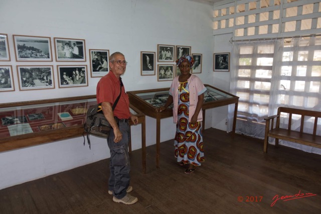 013 LOANGO 3 Hopital Schweitzer le Musee Salle Exposition et JLA 16RX104DSC_1000511_DxOwtmk.jpg