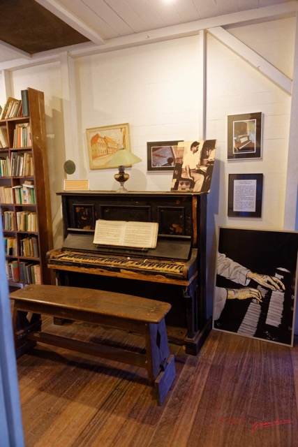 019 LOANGO 3 Hopital Schweitzer le Musee le Piano du Dr 16E5K3IMG_121330_DxOwtmk.jpg