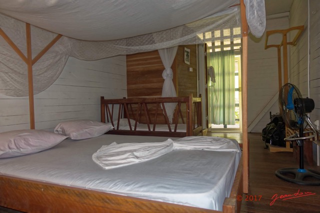 052 LOANGO 3 Hopital Schweitzer Hotel Chambre Ventilee 16RX104DSC_1000510_DxOwtmk.jpg