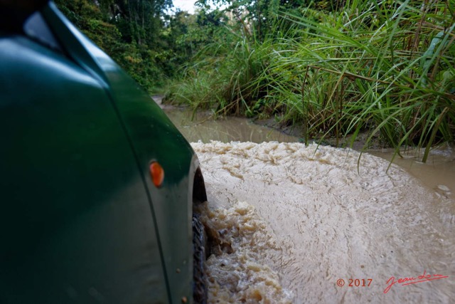 012 LOANGO 3 la Riviere REMBO NGOVE Piste et Foret vers Loango 16E5K3IMG_122038_DxOawtmk.jpg