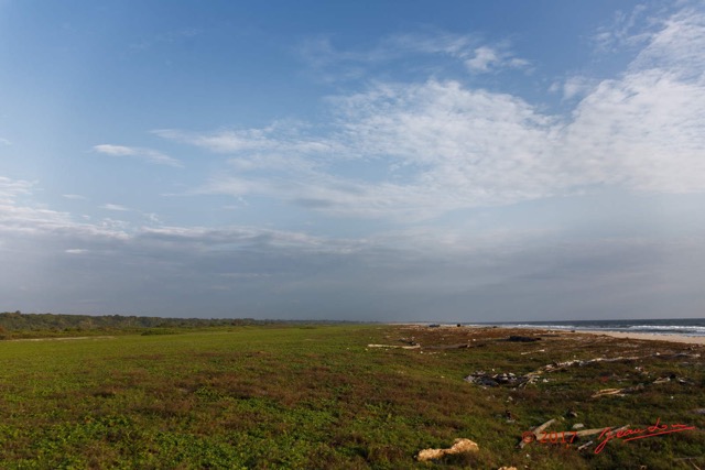 087 LOANGO 3 Inyoungou Sounga la Lagune NDOGO la Plage 16E5K3IMG_122301_DxOawtmk.jpg