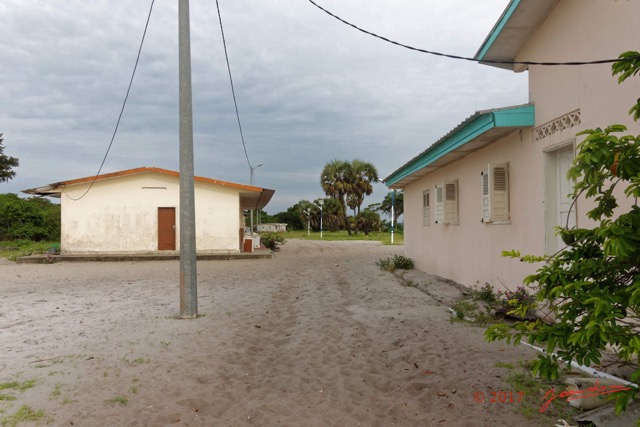 114 LOANGO 3 Inyoungou Sounga Sette-Cama Vue sur la Ville 16E5K3IMG_122353_DxOawtmk.jpg