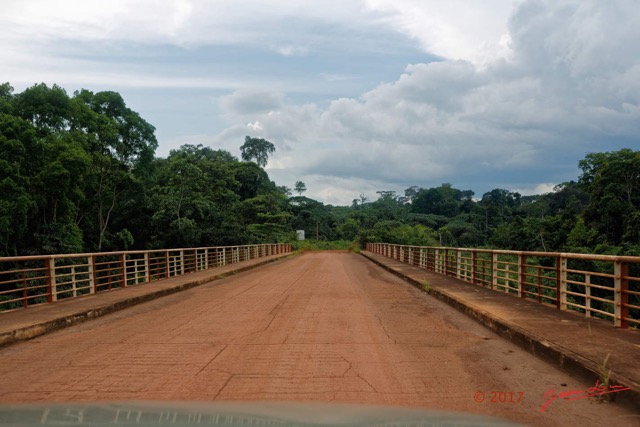 015 LOANGO 3 Franceville-Lambarene Piste vers Makokou Pont 16E5K3IMG121086_DxOawtmk.jpg