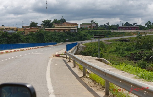 111 LOANGO 3 Franceville-Lambarene Ndjole Nouveau Pont sur la Missanga 16E5K3IMG_121302_DxOwtmk.jpg