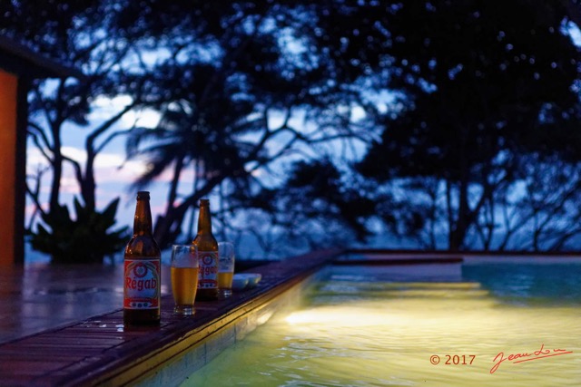 074 LOANGO 3 LIAMBISSI le Campement le Soir la Piscine la Regab 16E5K3IMG_121616_DxOawtmk.jpg