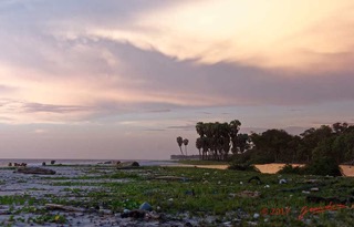 LOANGO-3-Campement-Loango-Sud-Petite-Lagune-la-Plage-Coucher-de-Soleil-et-Buffles-16E5K3IMG_122694_DxOwtmk-web