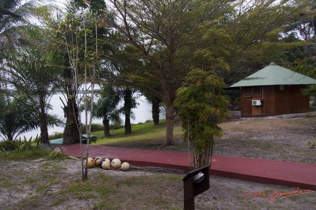 027 LOANGO Lodge Bungalow Chambre 12E5K2IMG_77987wtmk.jpg