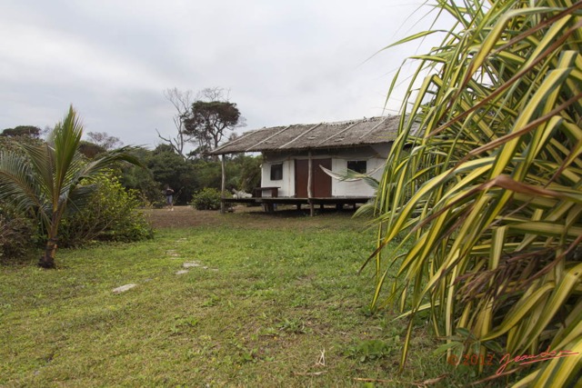 028 LOANGO ENAMINO Campement le Bungalow 12E5K2IMG_77025wtmk.jpg