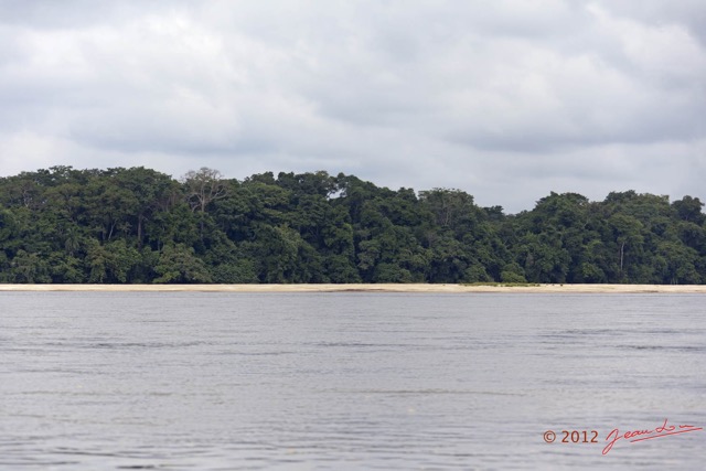 020 LOANGO Fleuve Ogooue Banc de Sable 12E5K2IMG_76785wtmk.jpg