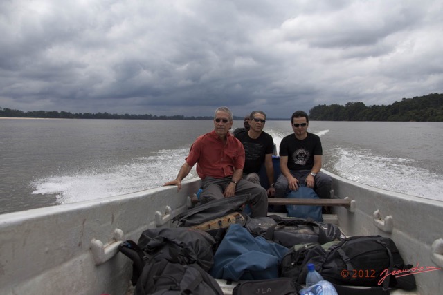 031 LOANGO Fleuve Ogooue Pirogue et JLA 12E5K2IMG_76838wtmk.jpg