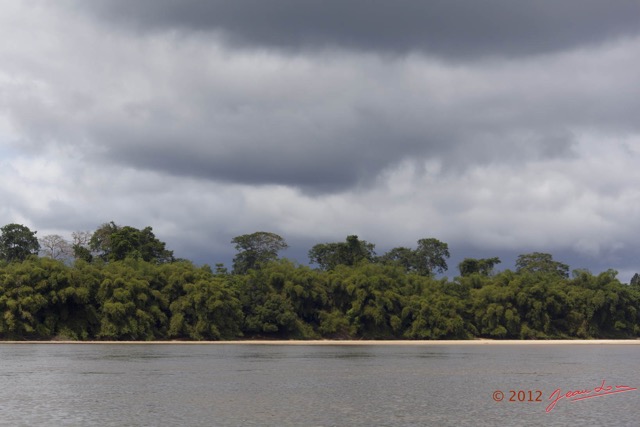 101 LOANGO Fleuve Ogooue Berge Foret et Banc de Sable 12E5K2IMG_79578wtmk.jpg