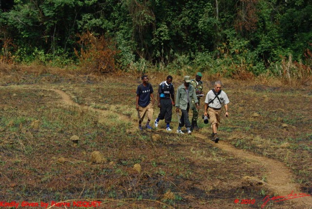 085 Moukalaba Retour de la Marche avec JLA 0810 IMGP1810awtmk.jpg