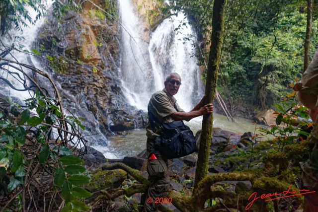 075 KINGUELE 02 la Cascade Makabane 20E5DIMG_201004154640_DxOwtmk 150k.jpg