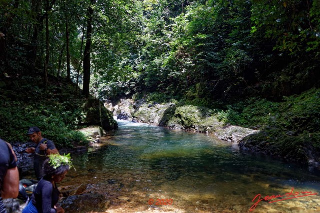 085 KINGUELE 02 La Gorge sur la MBIWAM Retenue Eau en Amont 20E80DIMG_201004145297_DxOwtmk 150k.jpg