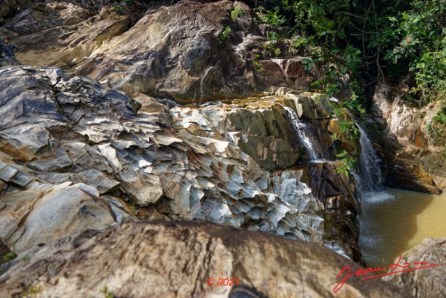058 KINGUELE 03 la Grande Cascade 2eme Chute 21E80DIMG_210524146924_DxOwtmk 150k.jpg