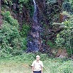 079 KINGUELE 03 Piste vers Tchimbele Cascade et Jean-Lou 21E80DIMG_210523146834_DxOwtmk 150k.jpg