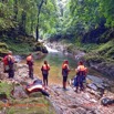 101 Kinguele 03 Descente en Canyoning sur la MBIWAM Preparation IMG_Ingrid_20210609_160931_DxOwtmk 150k.jpg